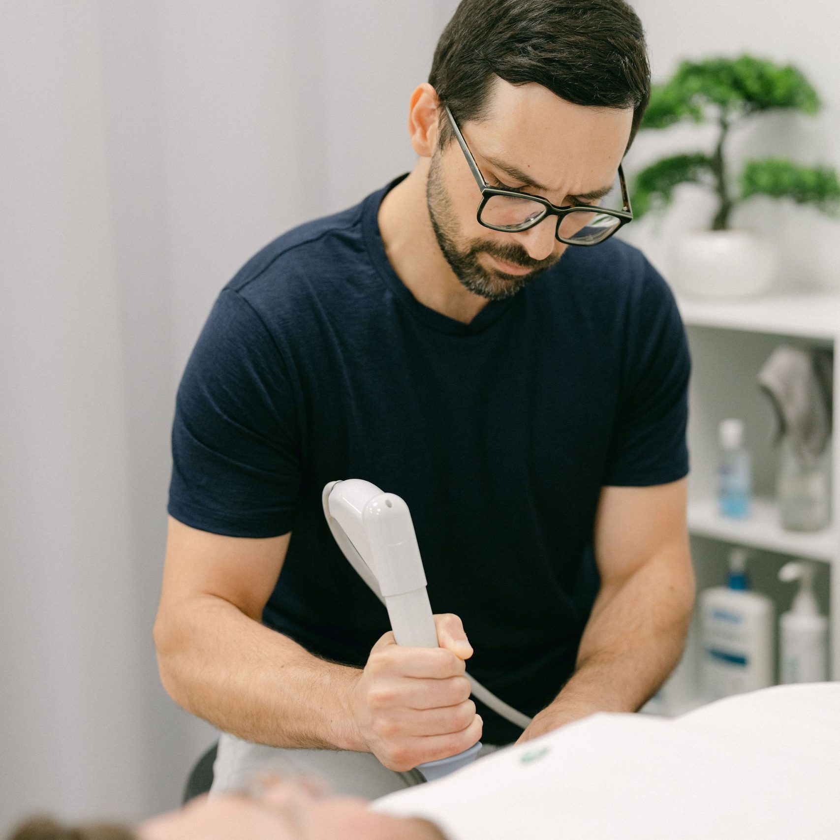 Shockwave Therapy First Line Physiotherapy Shockwave Therapy Toronto at First Line Physiotherapy North York