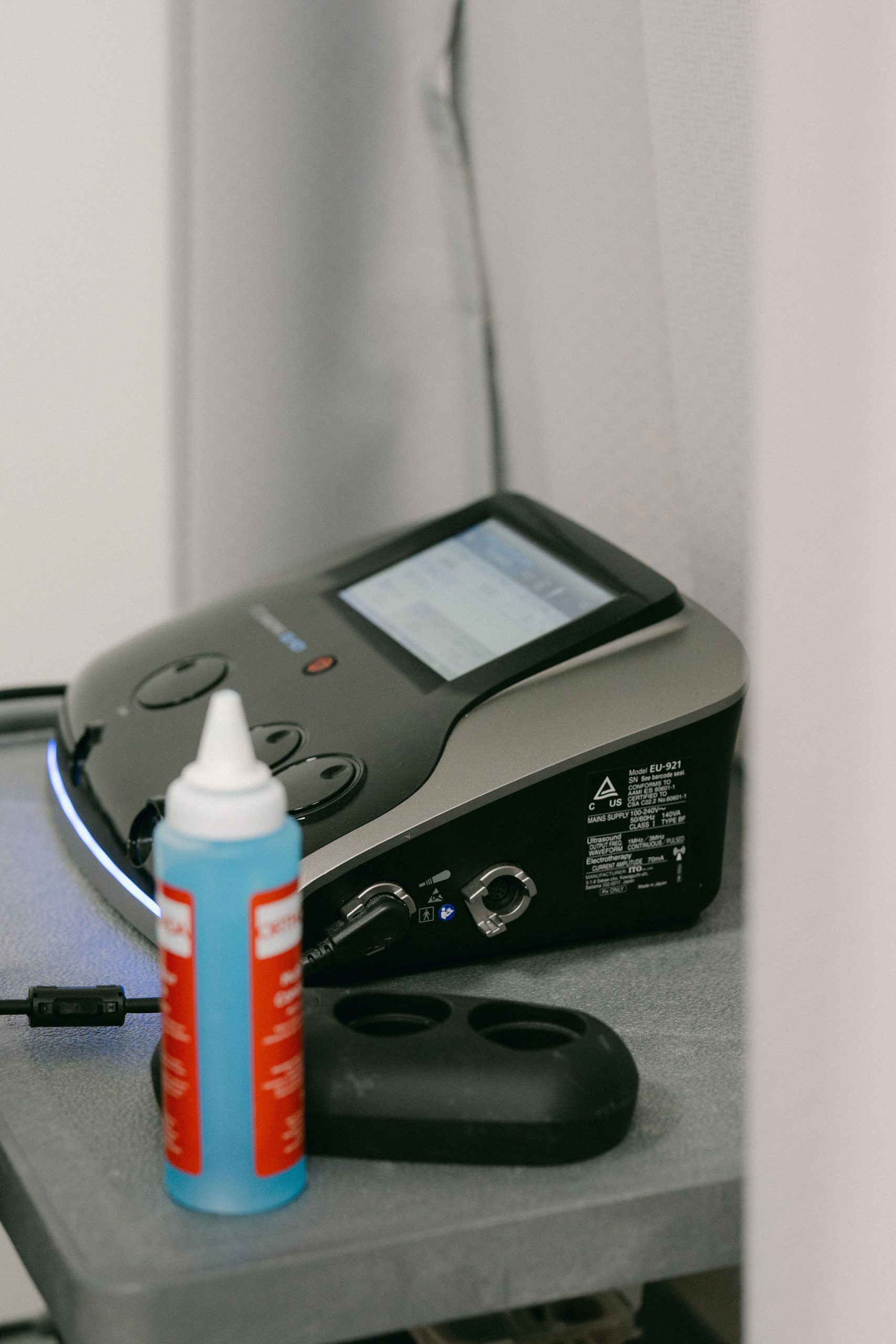 Pain management at first line physiotherapyPain management at first line physiotherapy North York North York Pain management, IFC, and ultrasound machine at first line physiotherapy North York
